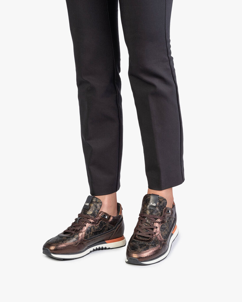 Sneaker donkerbruin leer