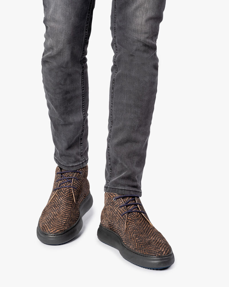 Boot zigzagprint bruin