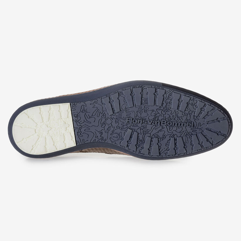 Su&egrave;de veterschoen taupe met print