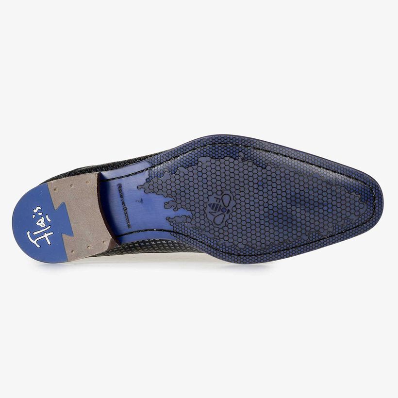 Blue leather lace shoe with metallic design