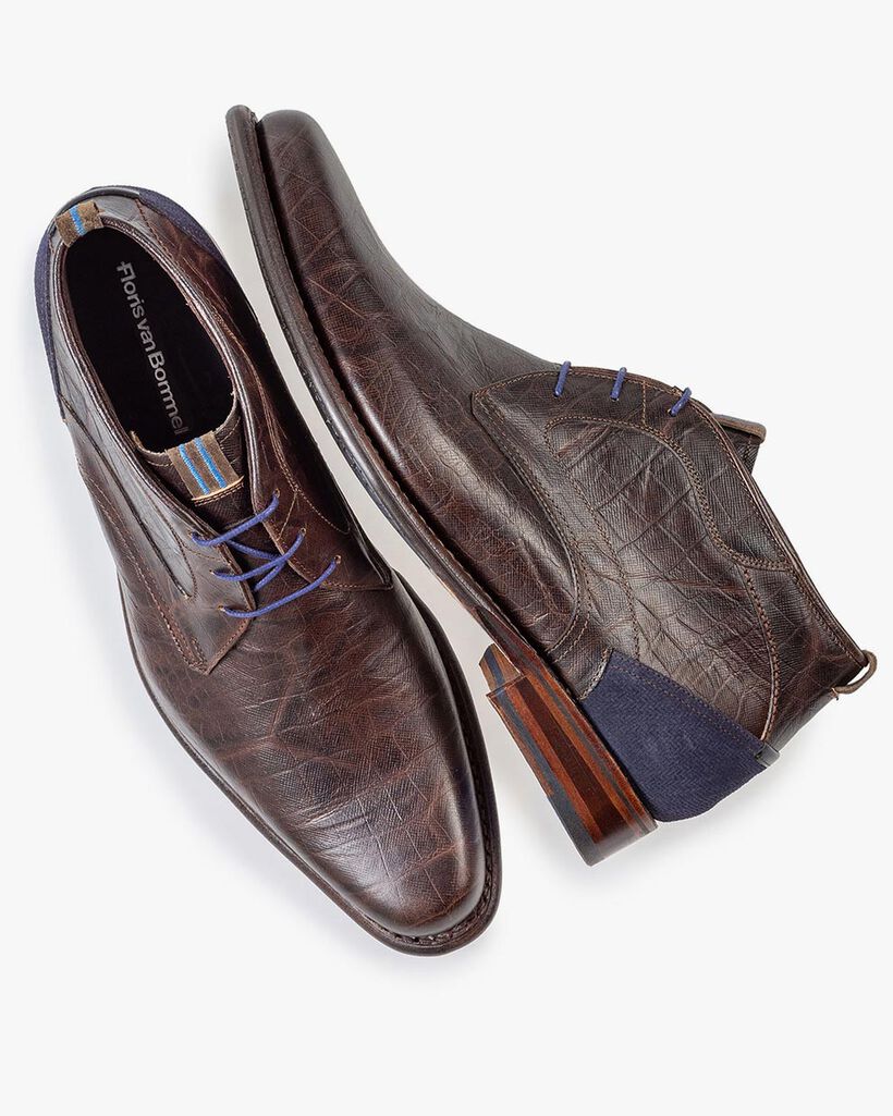 Lace boot croco print brown