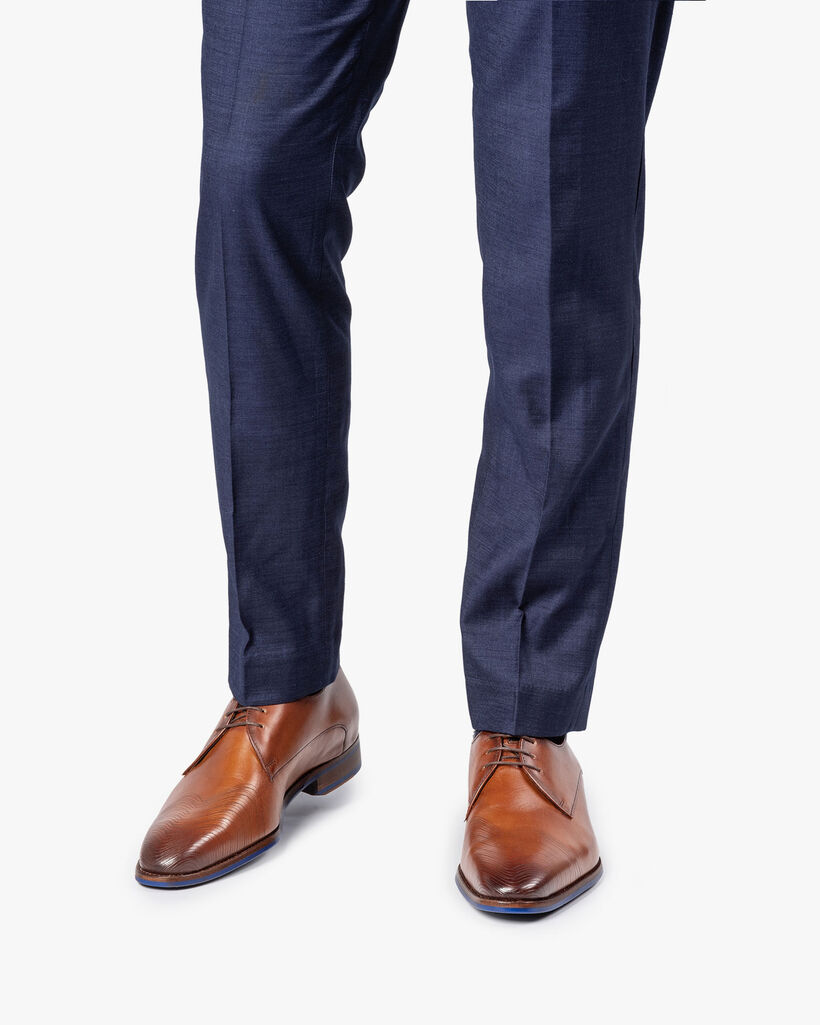 Kalfsleren veterschoen donker cognac