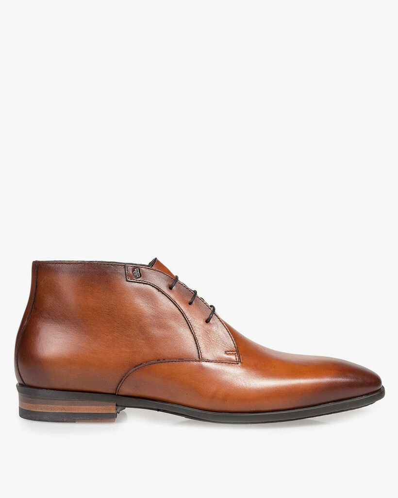 Kalfsleren veterschoen cognac