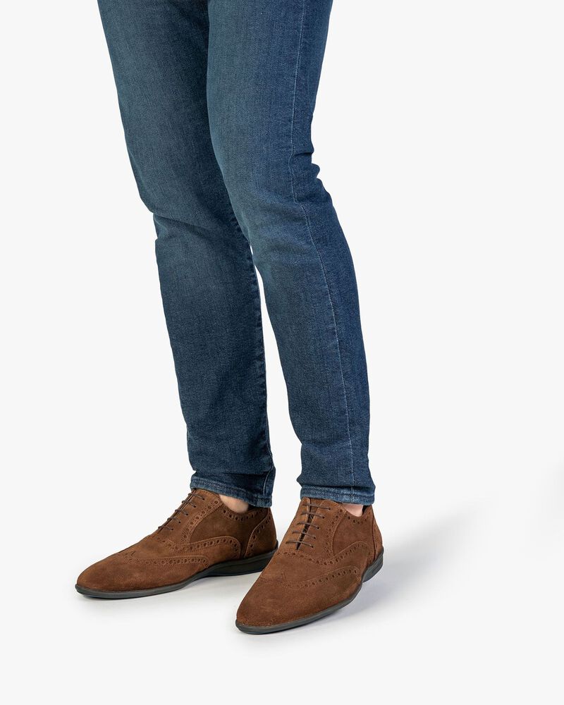 Lace shoe suede leather brown