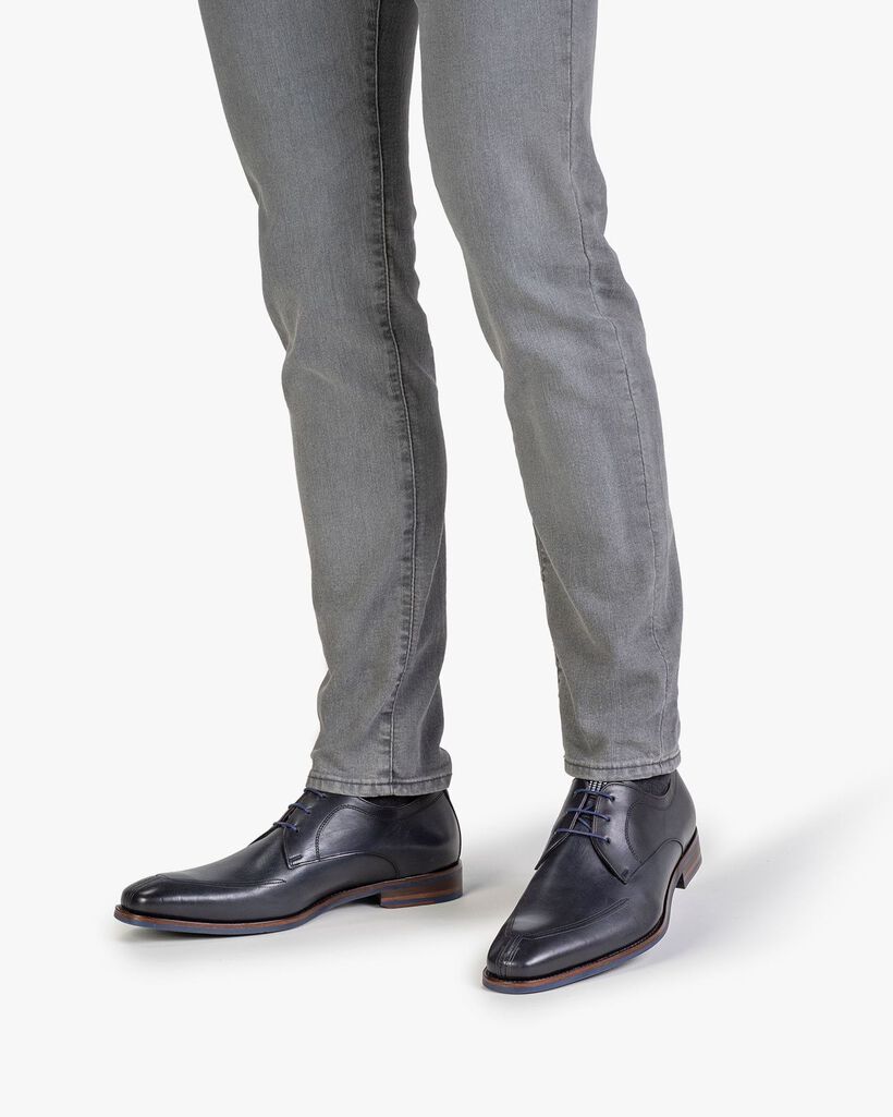 Lace shoe dark blue calf leather