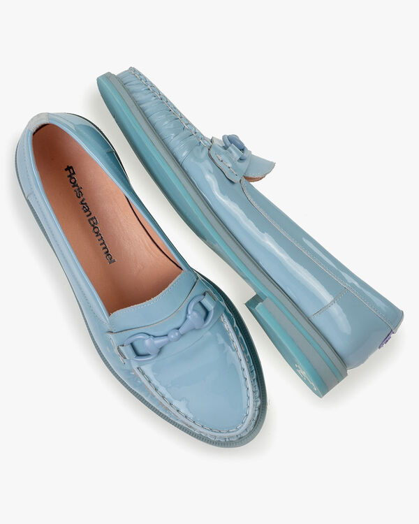 Loafer patent leather light blue