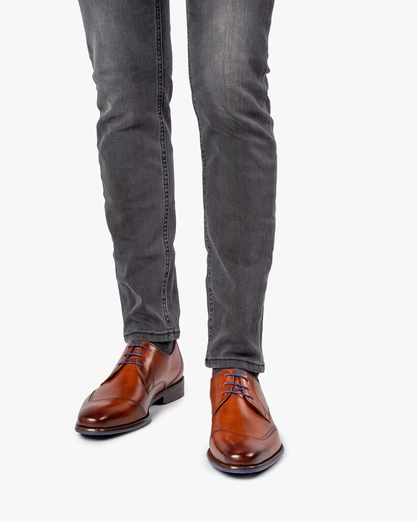 Lace shoe cognac calf leather