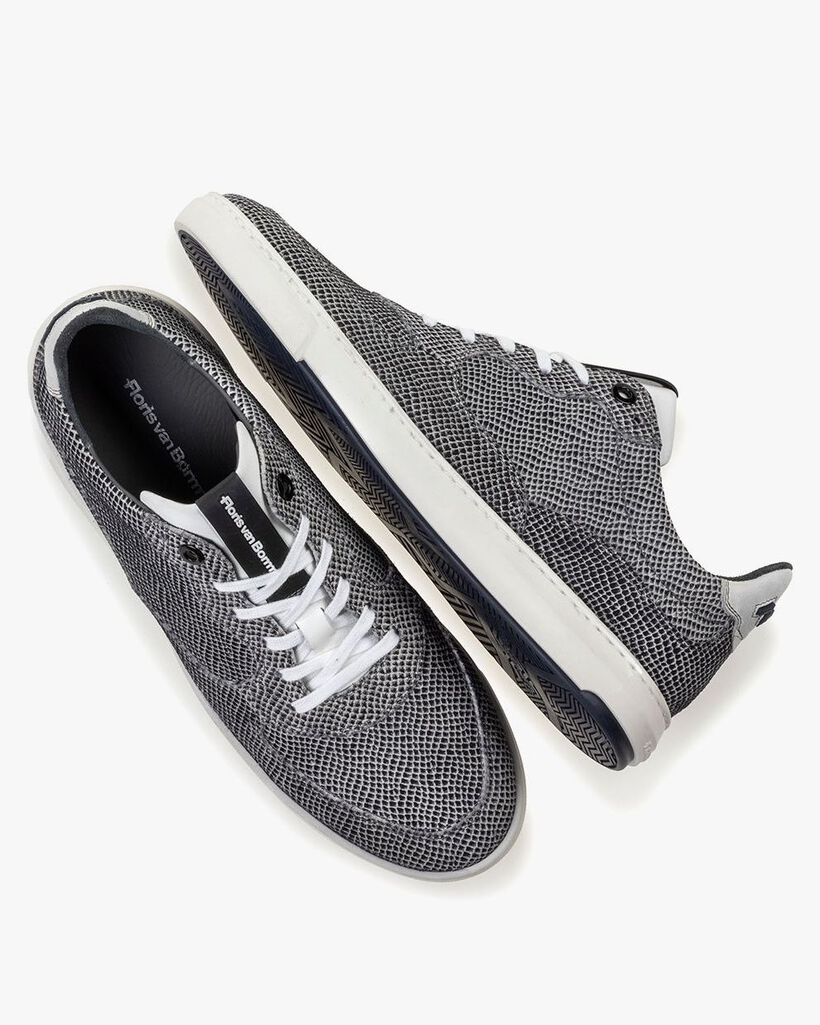 Sneaker su&egrave;de off-white