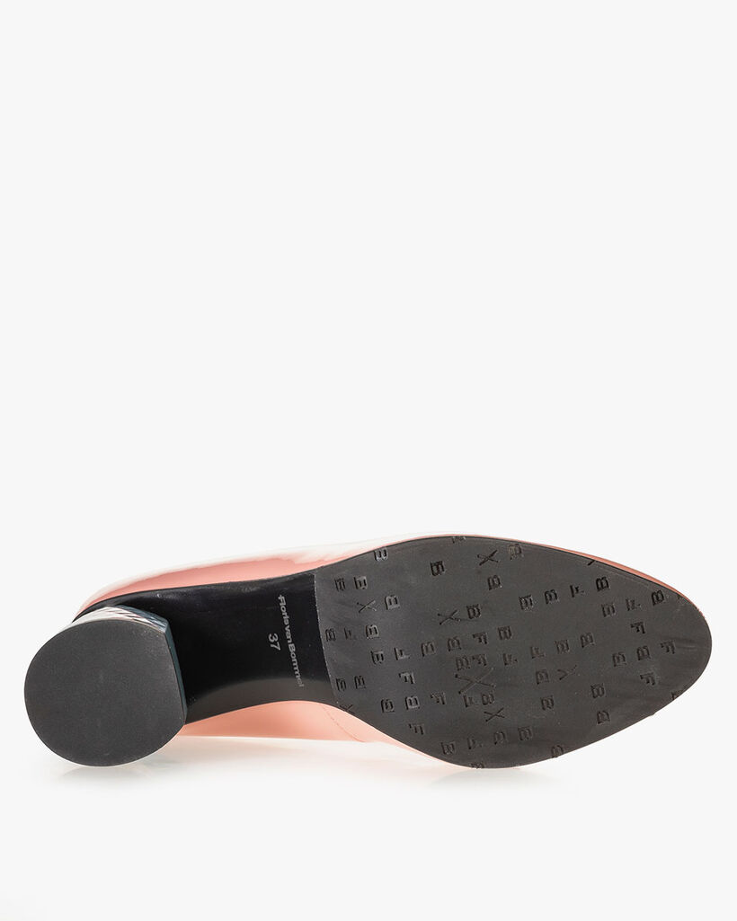 Pumps patent leather pink