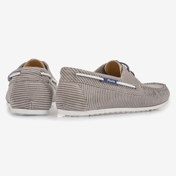 Sand-coloured suede leather boat shoe with print