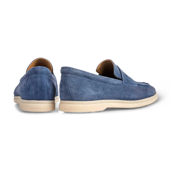 Blauwe su&egrave;de loafer