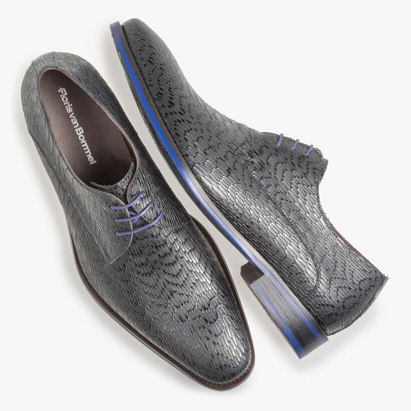 Zwarte leren veterschoen met print