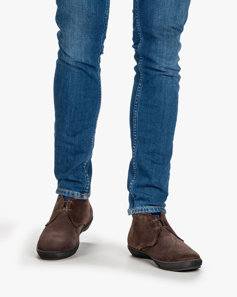 Lace boot suede dark brown