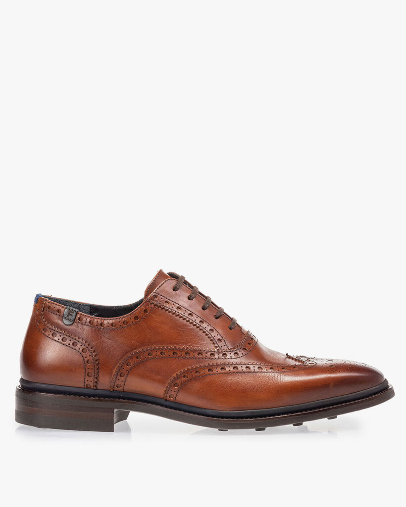 Brogue calf leather cognac