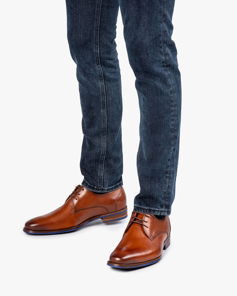 Kalfsleren veterschoen cognac