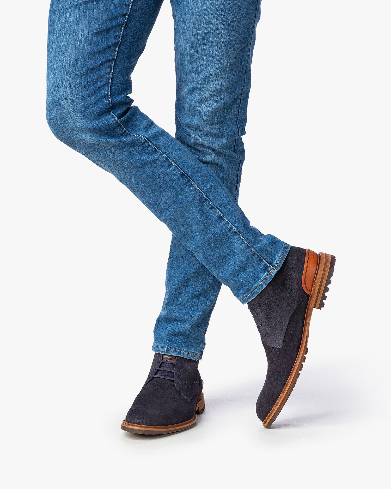 Boots men Crepi 11.26 Dark blue | Floris van Bommel Netherlands