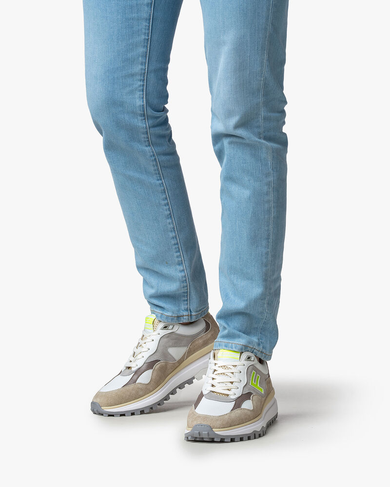 The product image is missing!