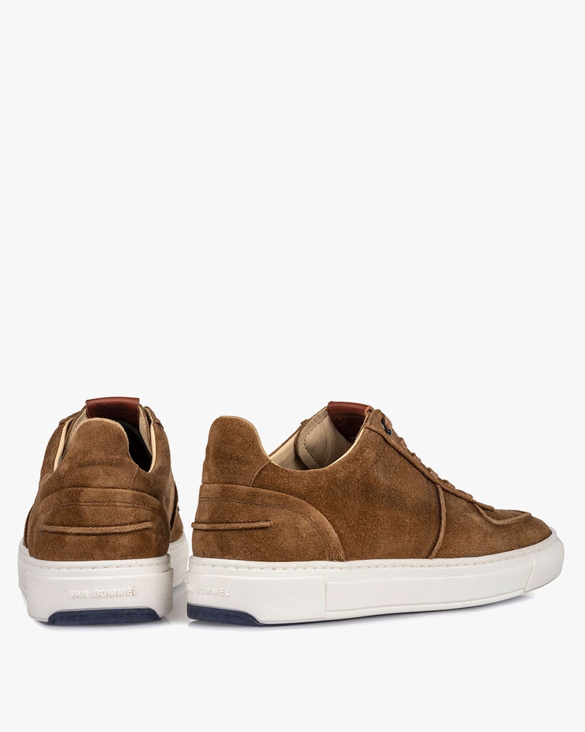 Sneaker cognac-coloured suede leather