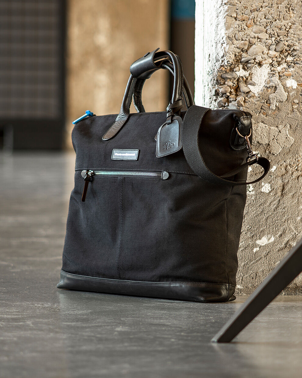 Business tote store