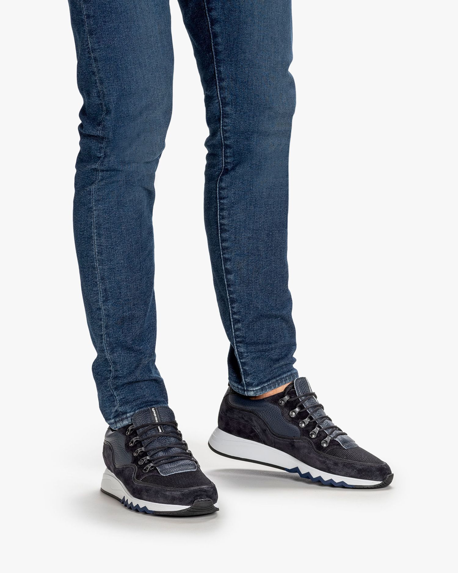 Nineti sneaker suède donkerblauw SFM-10092-41-02 | Floris van Bommel®