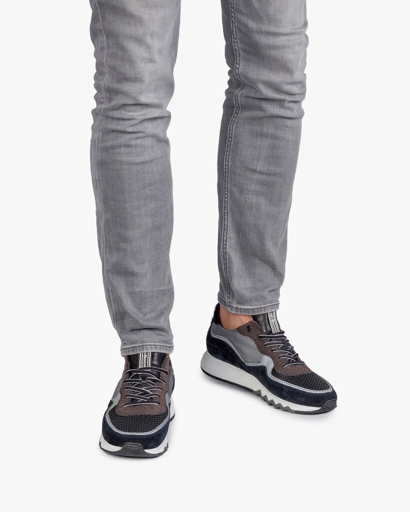 Nineti sneaker black