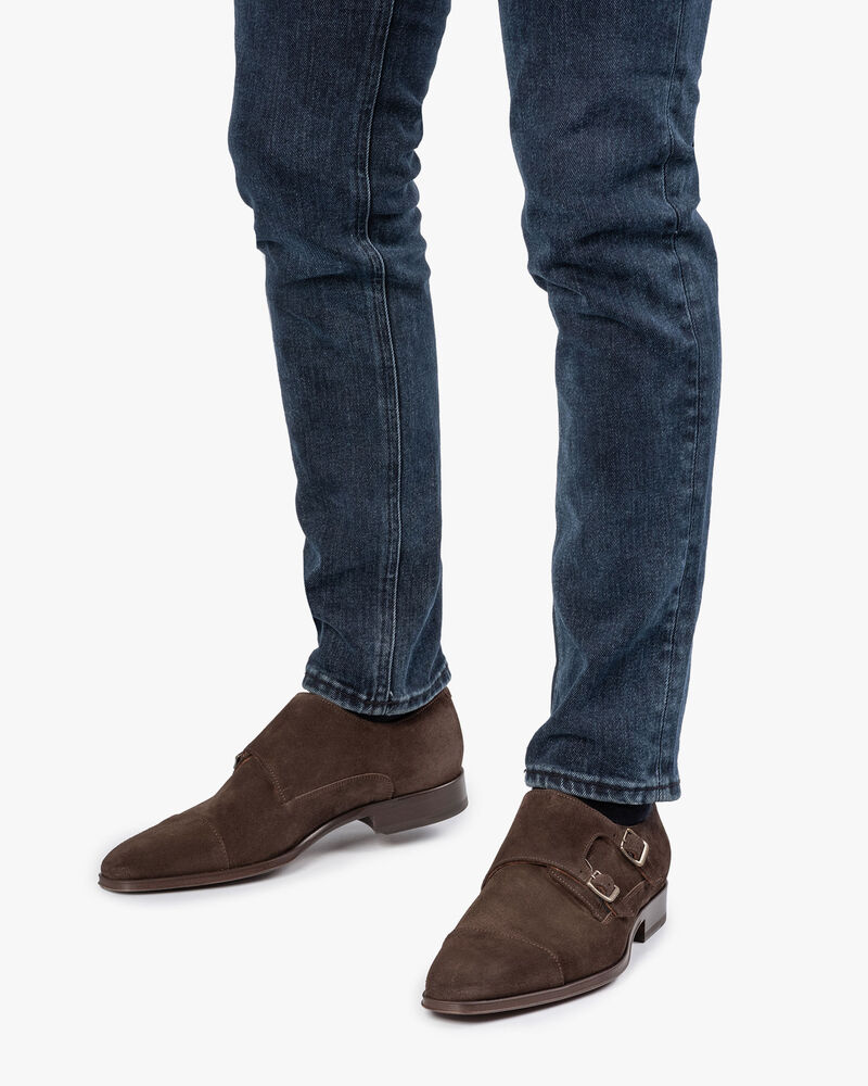 Donkerbruine kalfssu&egrave;de gespschoen