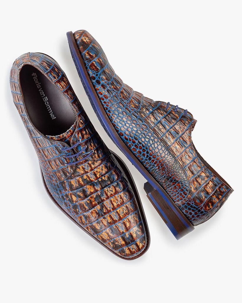 Lace shoe croco print cognac