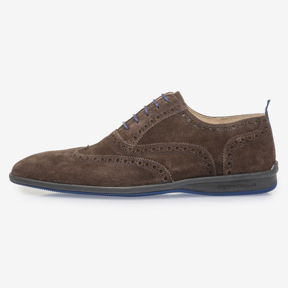 Brown suede leather lace shoe