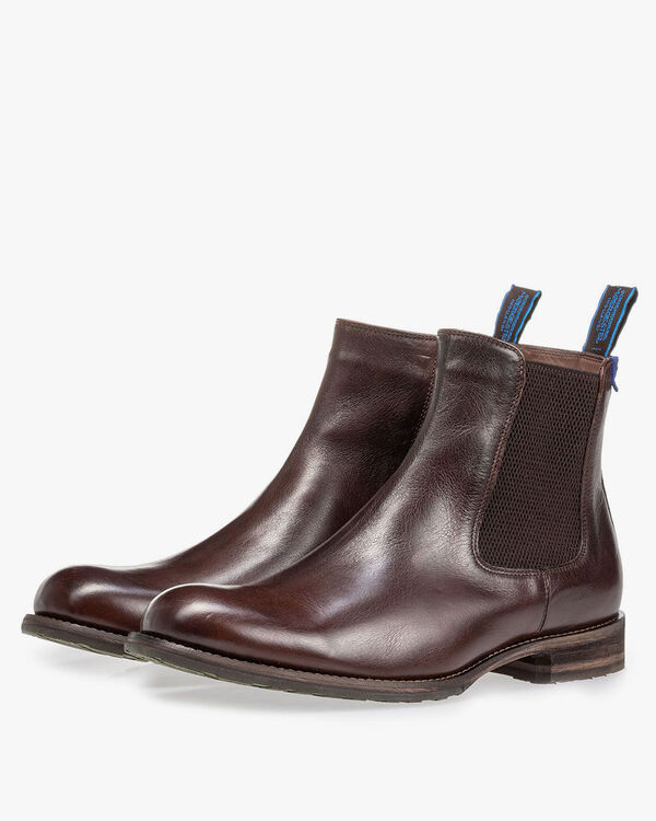 Lambskin lined brown Chelsea boot