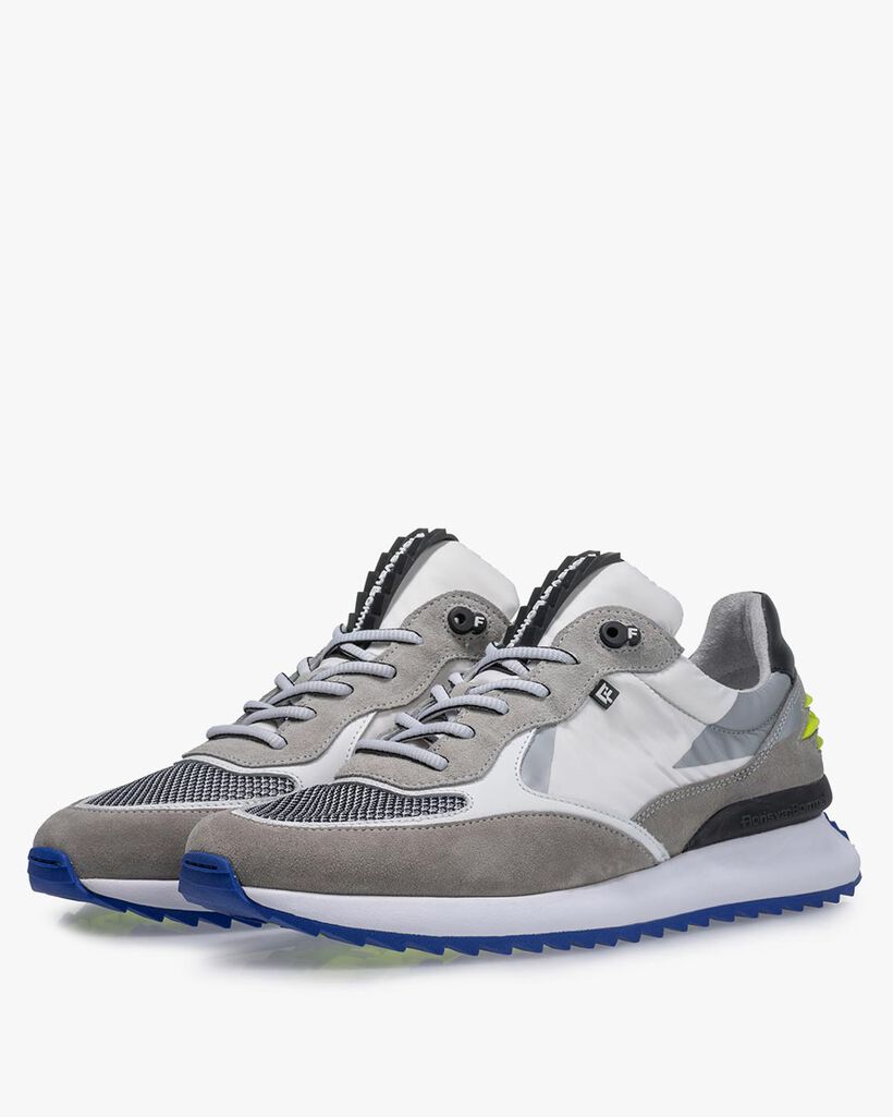 Sneaker textile white