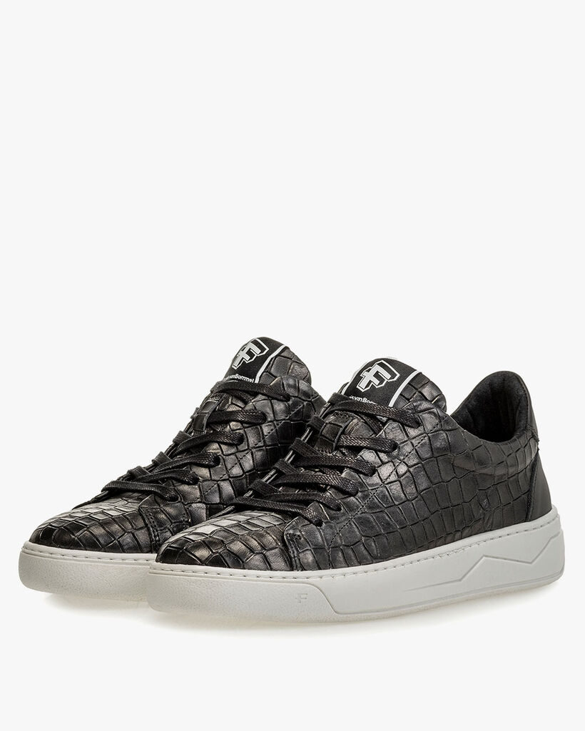Sneaker reptile print black
