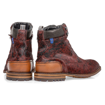 Lace shoe pony style red