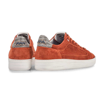 Oranje/rode su&egrave;de sneaker