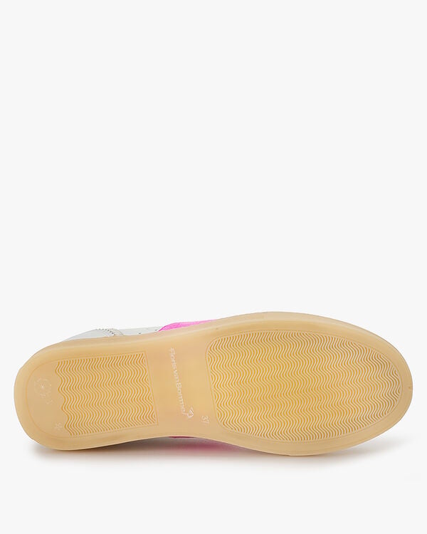 The product image is missing!