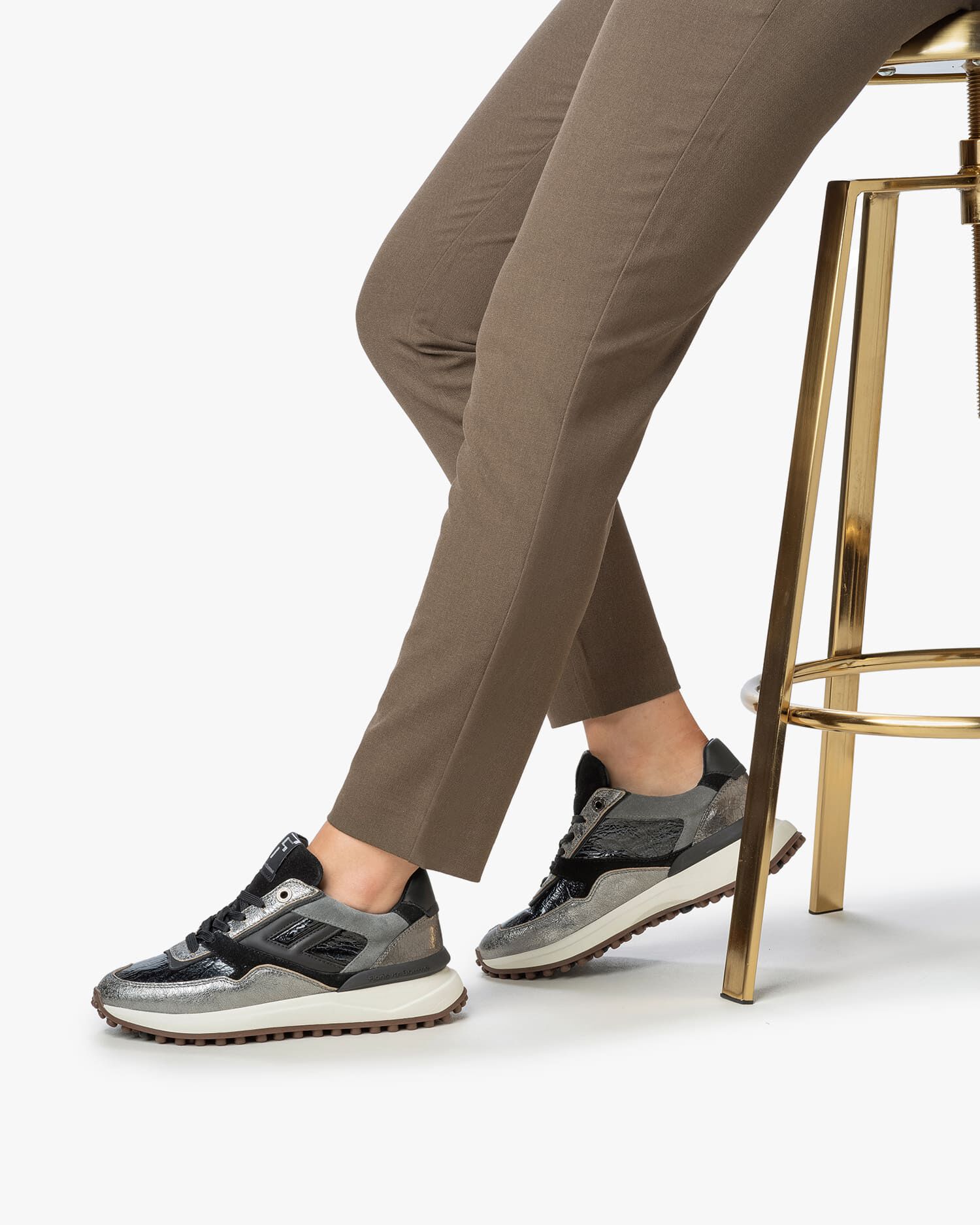 Women's sneakers Noppi 36.15 Silver | Floris van Bommel Netherlands