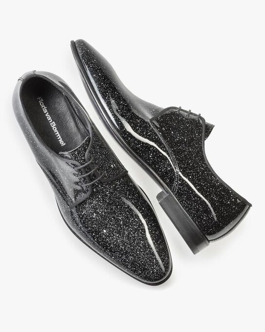 born black patent leather shoes