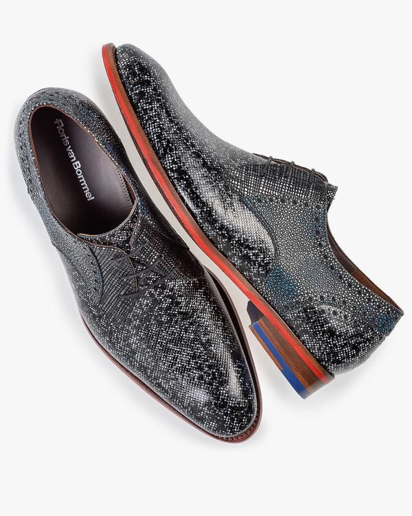 Lace shoe black and grey metallic