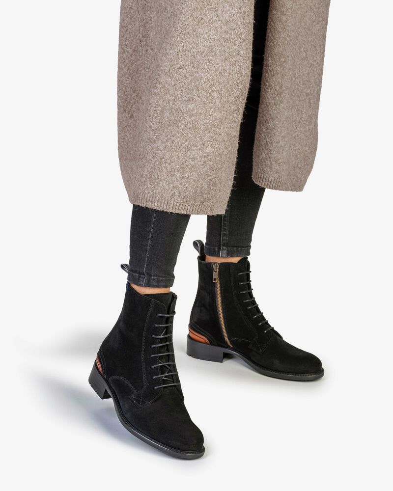 Veterboot su&egrave;de zwart