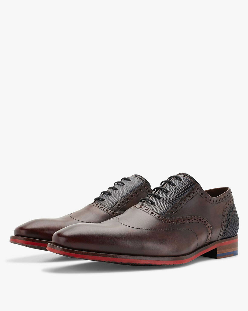 Veterschoen kalfsleer donkerbruin