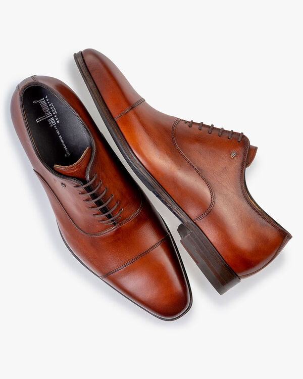 Veterschoen kalfsleer donker cognac