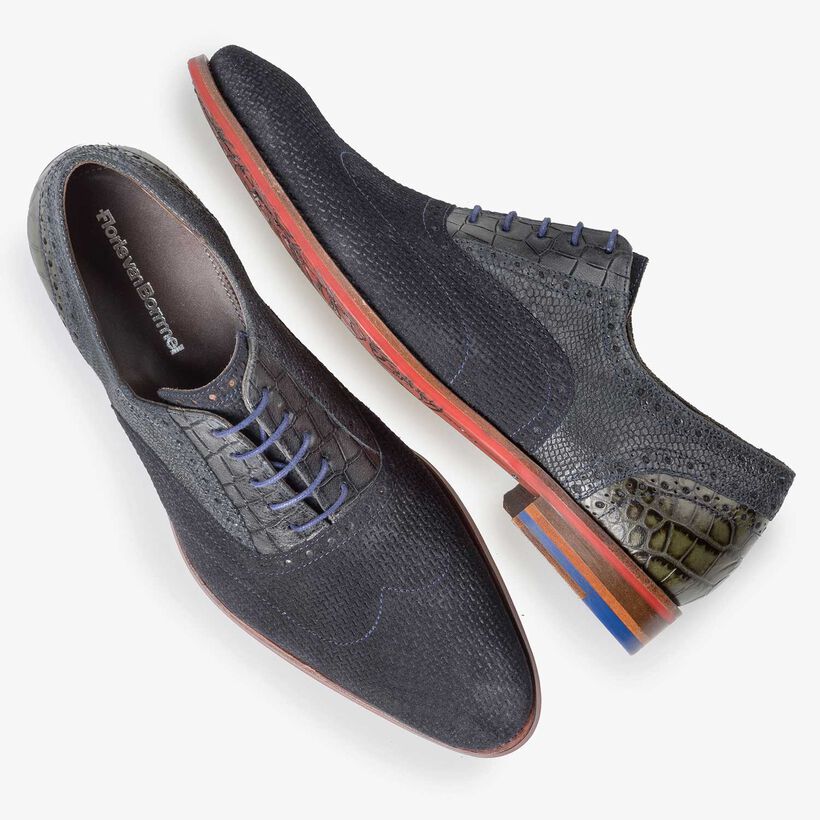 Blue calf’s suede leather lace shoe with pattern