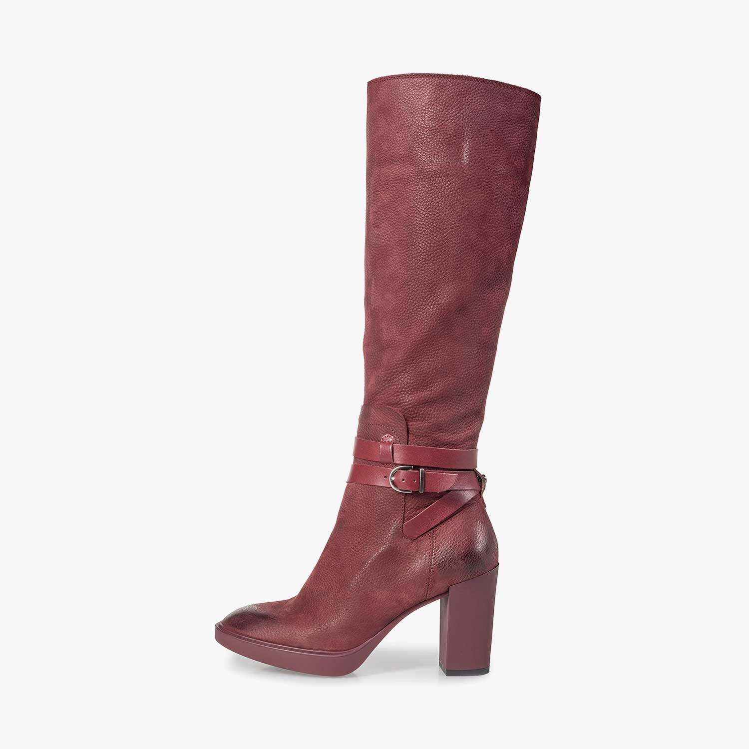 Burgundy red boots outlet