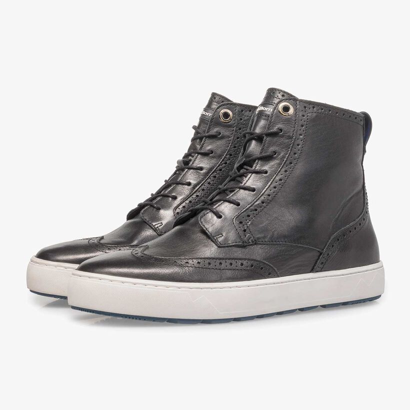 Zwarte halfhoge nappaleren sneaker