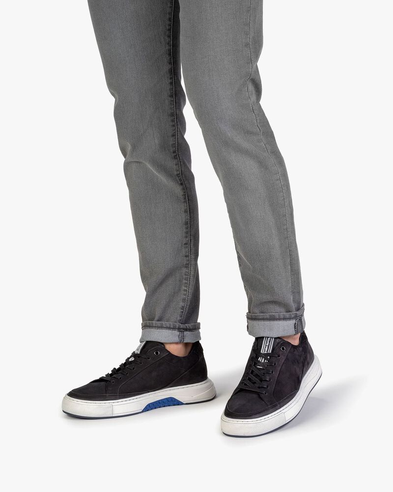 Sneaker nubuckleer zwart