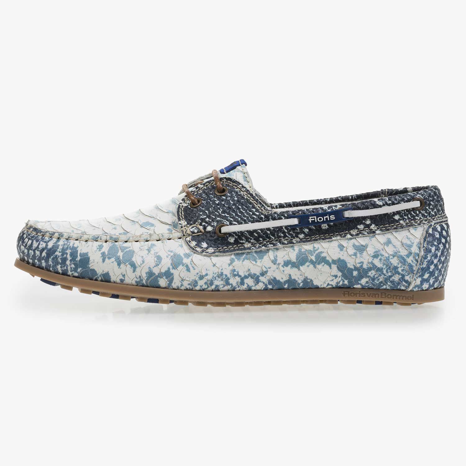 Donkerblauwe leren bootschoen met snakeprint | Floris van Bommel