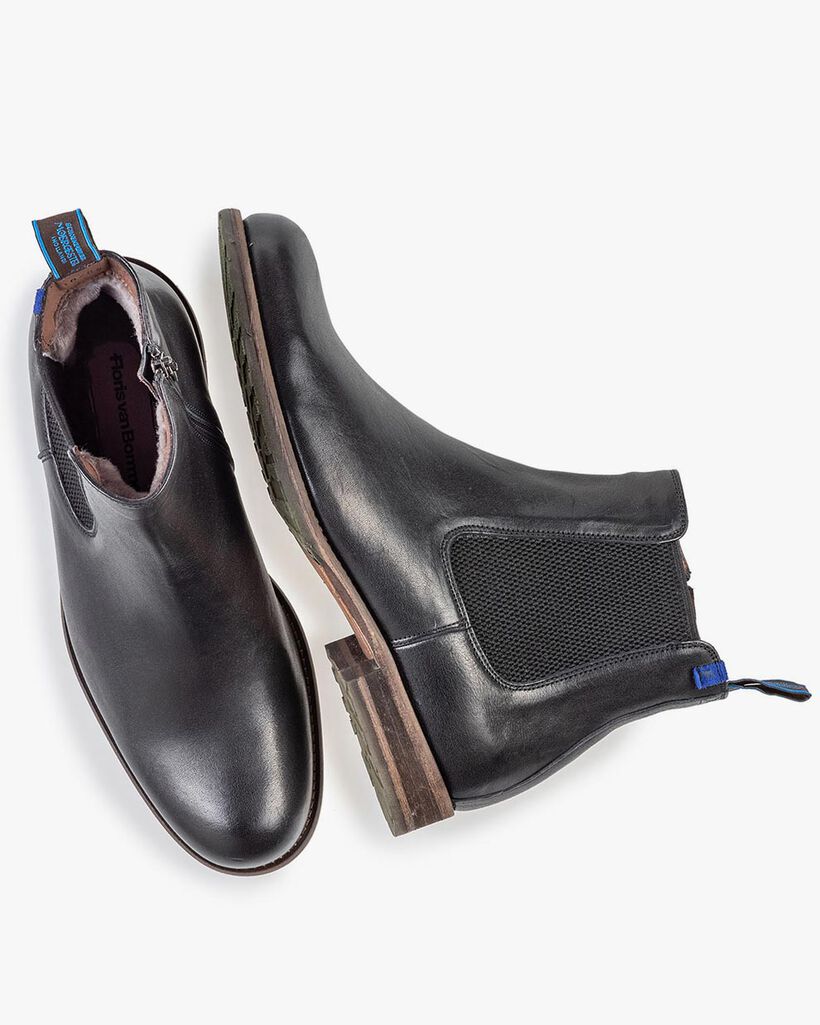 Lambskin lined Chelsea boot black