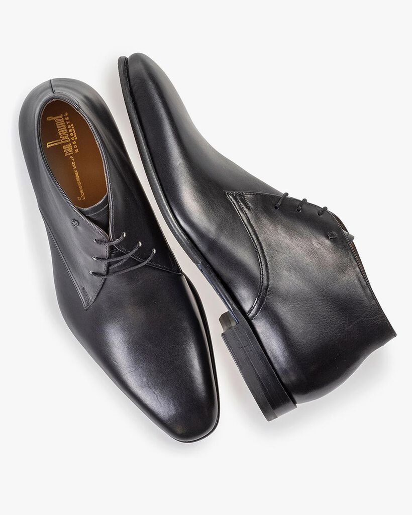 Kalfsleren veterschoen zwart