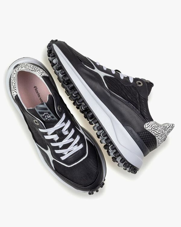 Noppi printed leather black