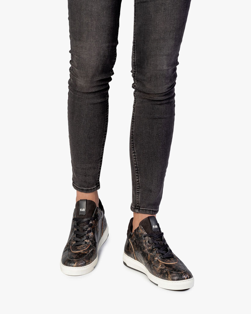 Sneaker snakeprint koper