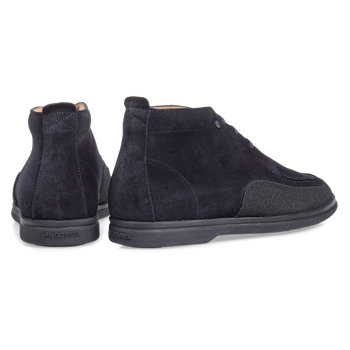 Halfhoge su&egrave;de veterboot